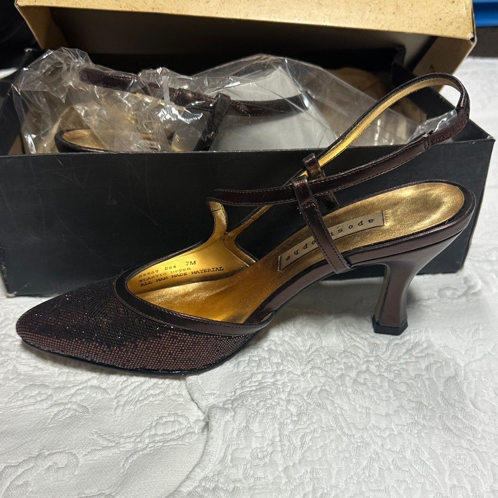 Apostrophe Brown Mesh Slingback Heels size 7